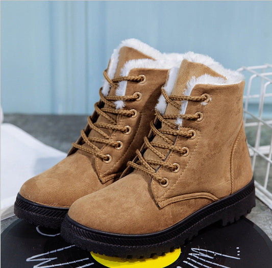 Julie – Bottes d'hiver plates pour femmes en grandes tailles en peluche vegan