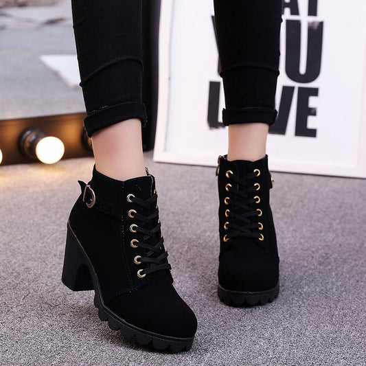 Matthew – Bottines croisées avec Martin Boots