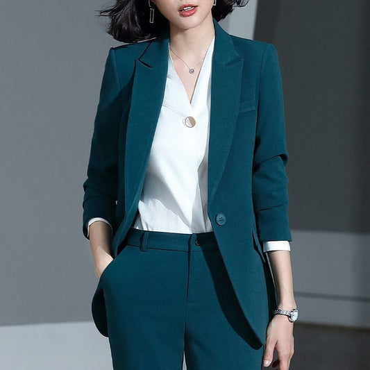 Shannon – Costume élégant pour femme