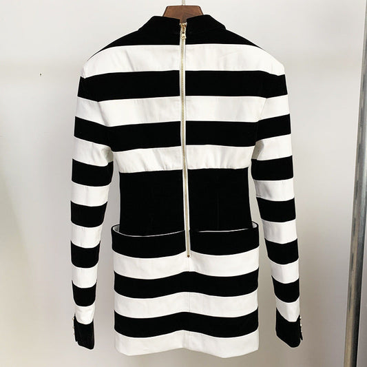 Sara – Robe Tunique en Cuir Végétalien et Velours avec Épaules Larges