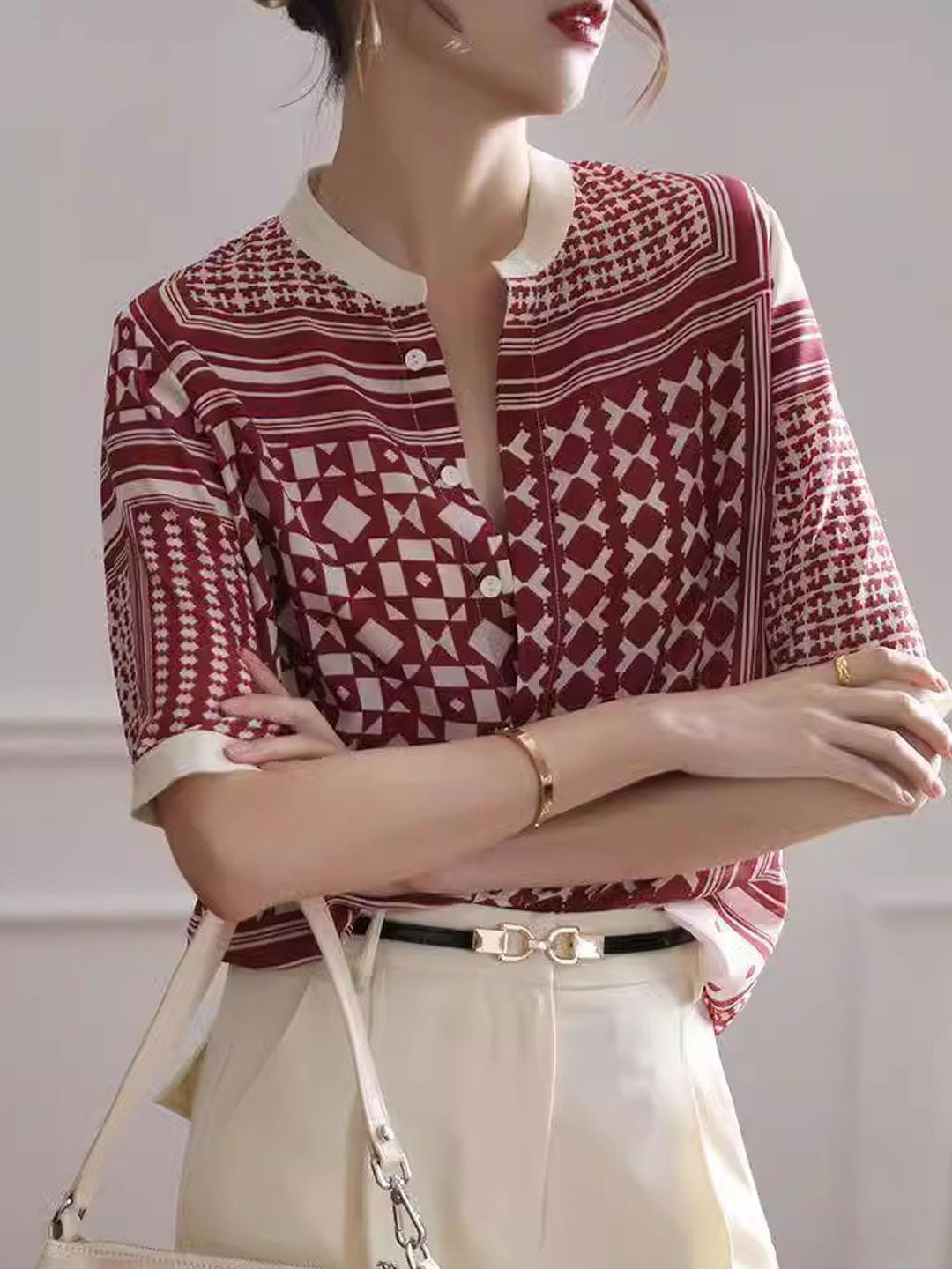 Sarah – Chemise Rayée Rétro à Carreaux