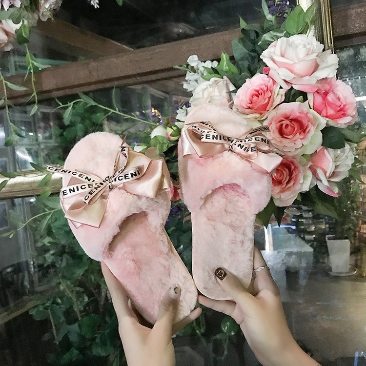 Kelly – Chaussons Unis pour Femmes