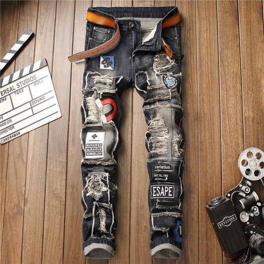 Andrew – Jeans Déchirées avec Patch Écusson