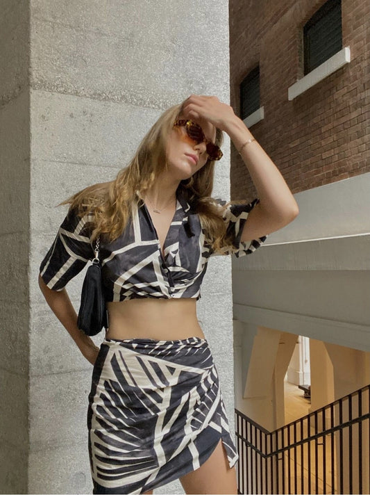 Elizabeth – Ensemble Jupe au Design Estival