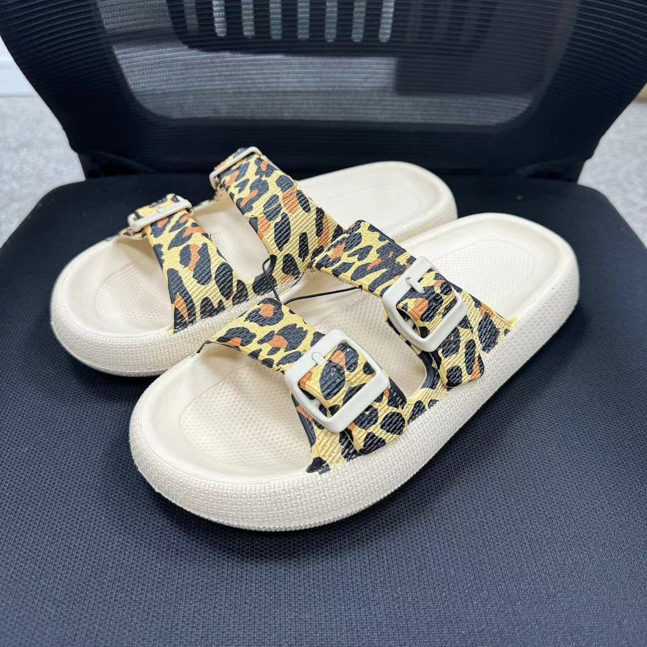 Catherine – Slipper Confortable en Velours Vegan Premium pour Femme
