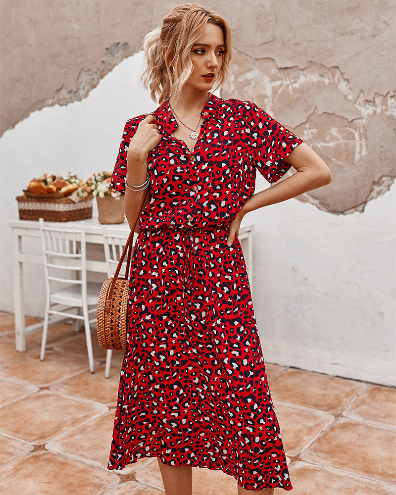 Rose – Robe Courte à Motif à Pois et Col