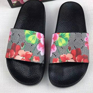 Angela – Chaussons Femme avec Motif Floral et Semelles en Caoutchouc