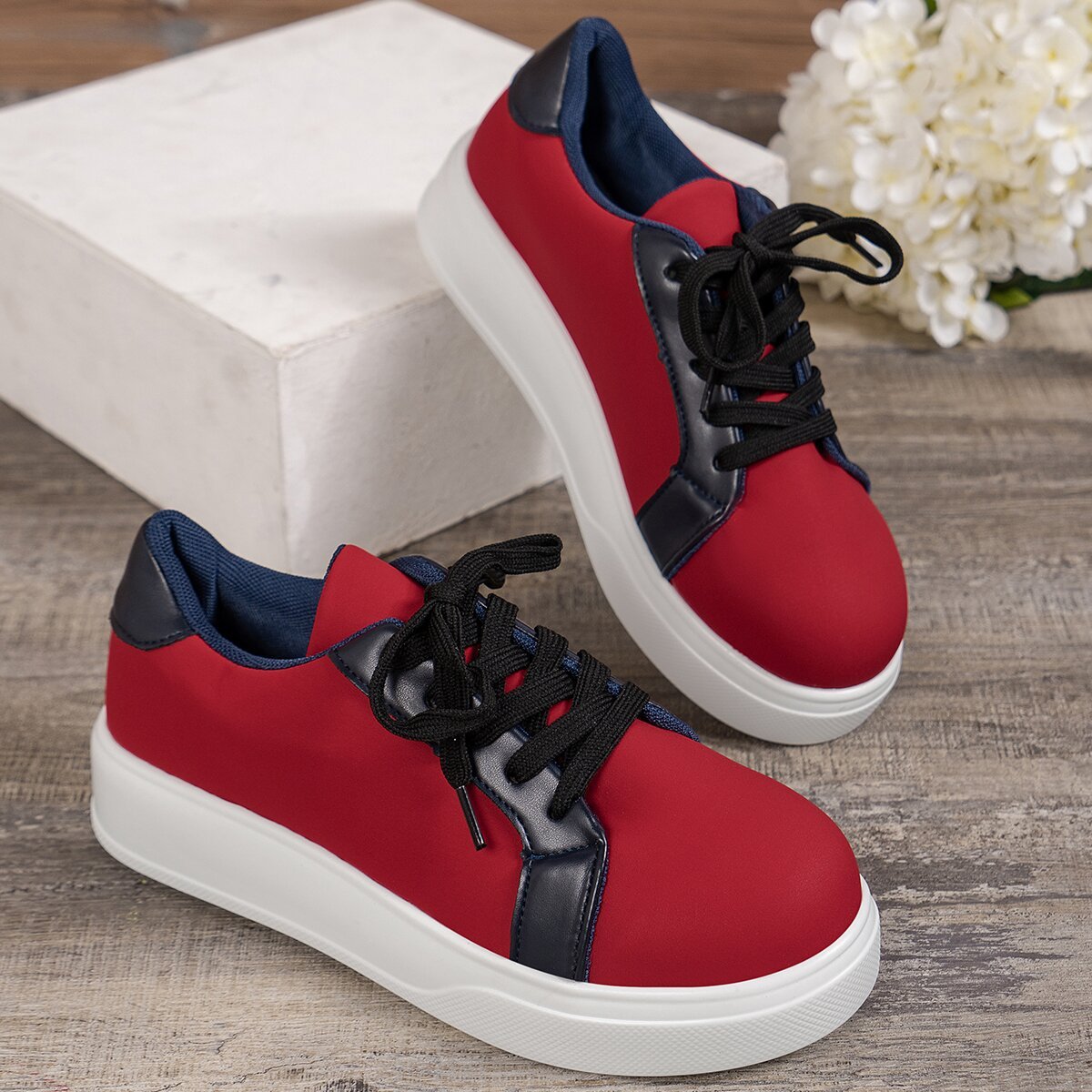 Gabrielle – Baskets Rétro Femme avec Lacets