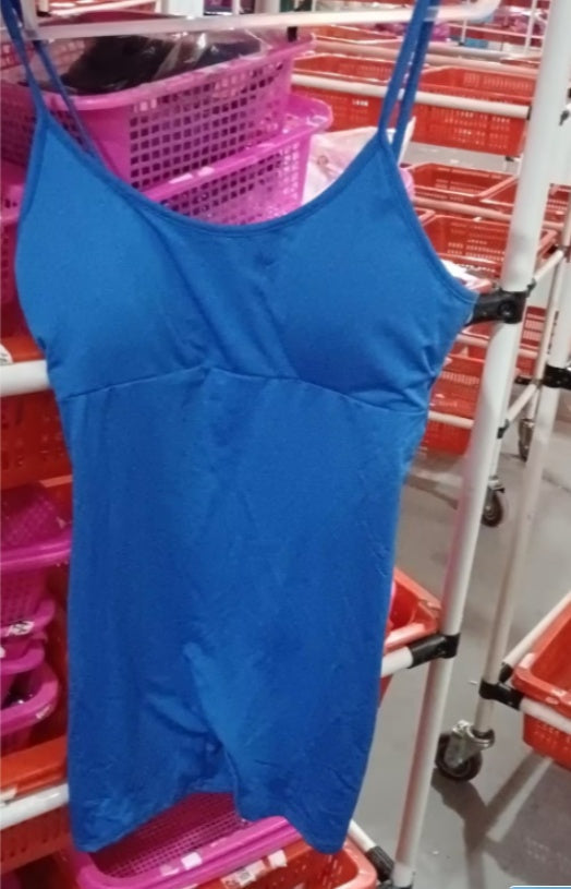 Carly – Combinaison Sportive avec Bretelles Spaghetti pour Femmes