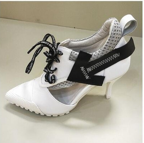 Laura – Chaussures à lacets blanches avec talons hauts sportifs