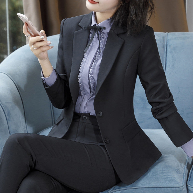 Dawn – Élégant Costume Femme d'Affaires