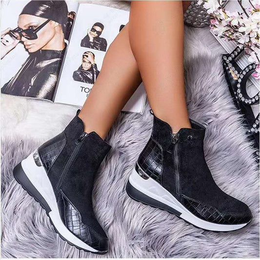 Donna – Bottes compensées en daim végétalien avec fermeture éclair