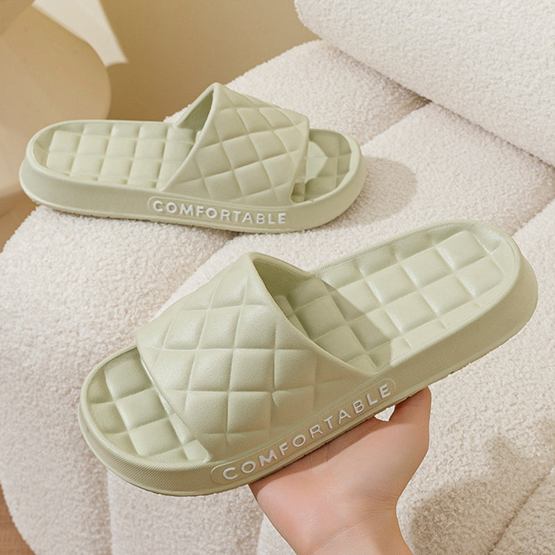 Nick – Chaussons Doux à Motif Carreaux