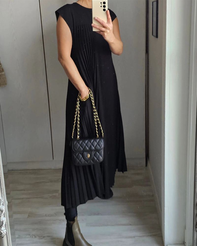 Natasha – Robe Plissée Sans Manches